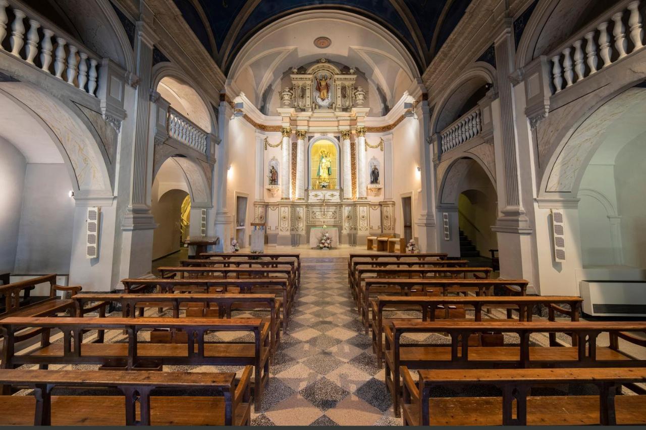 Santuari De La Salut De Sant Felíu de Pallarols Esterno foto